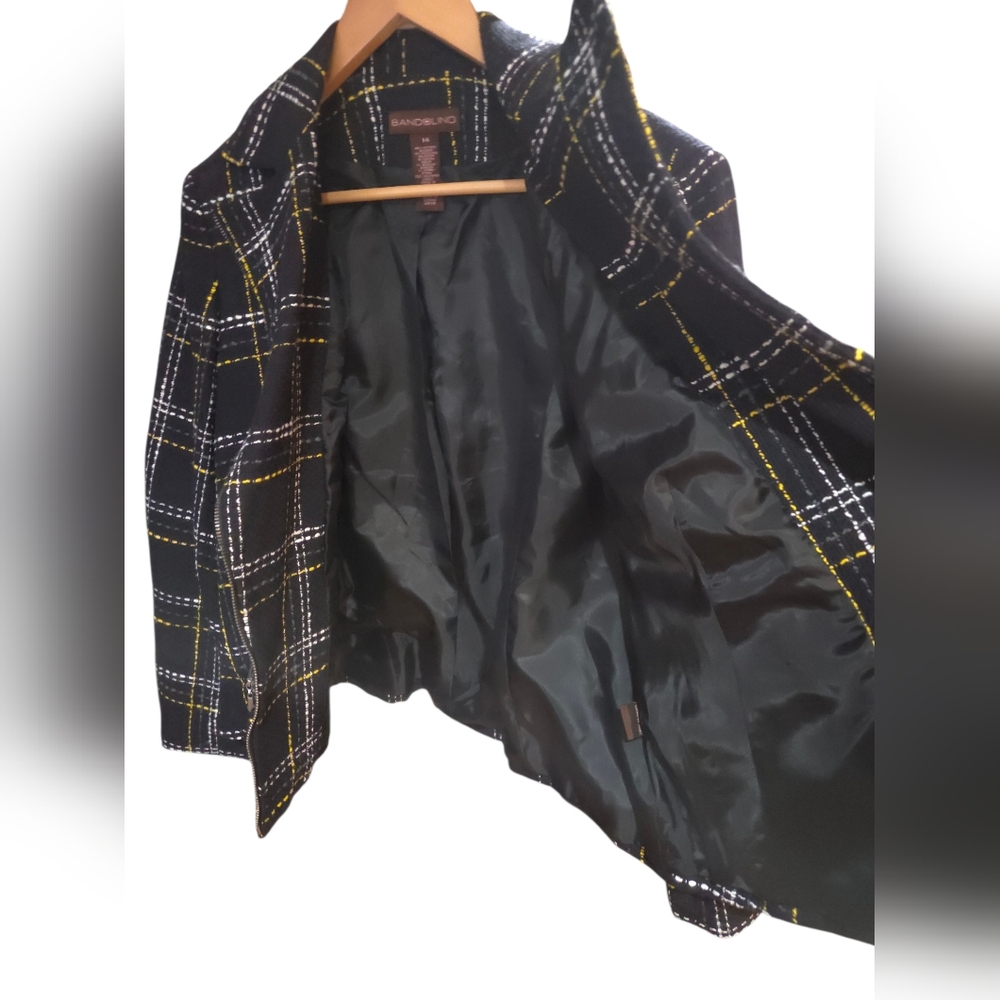 Bandolino - Cropped Tweed Moto Blazer w/Diagonal Zipper & Pockets Fun For Spring - Picture 5 of 8